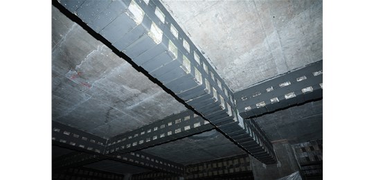 粘刚板加固技术