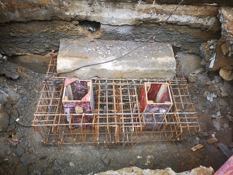 基础托换